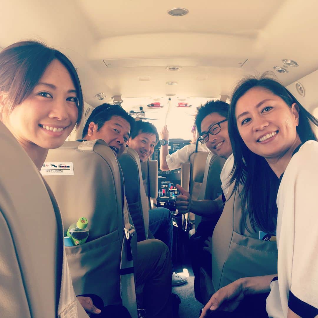 藤森由香のインスタグラム：「Going to Hachijyojima island by private jet with @tomoka_takeuchi 🛩woot woot!!!!! I'm so excited!!! #ホンダエアポート#skytrek #skyisthelimit」