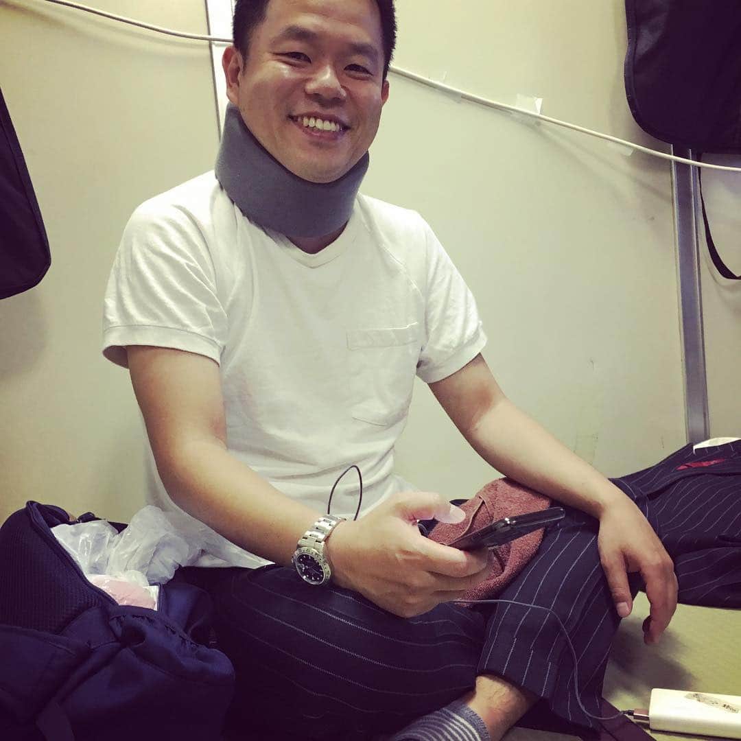 井上聡のインスタグラム：「ダイアン津田。この子は何でもかんでも凄いものを見ると「スゴいスゴい」と大きな声で反応してしまう病気です。現在首を痛めてるので本気のスゴいスゴいは見れない状況です。」