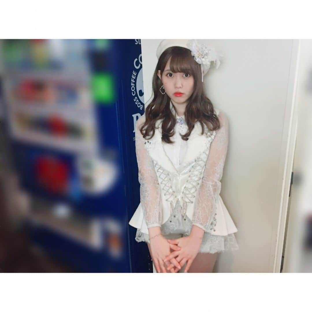 竹内舞のインスタグラム：「アイドルの時間も残りわずかー😂 画像フォルダ見てたら載せたい写真いっぱいある〜 だから載せちゃお〜」