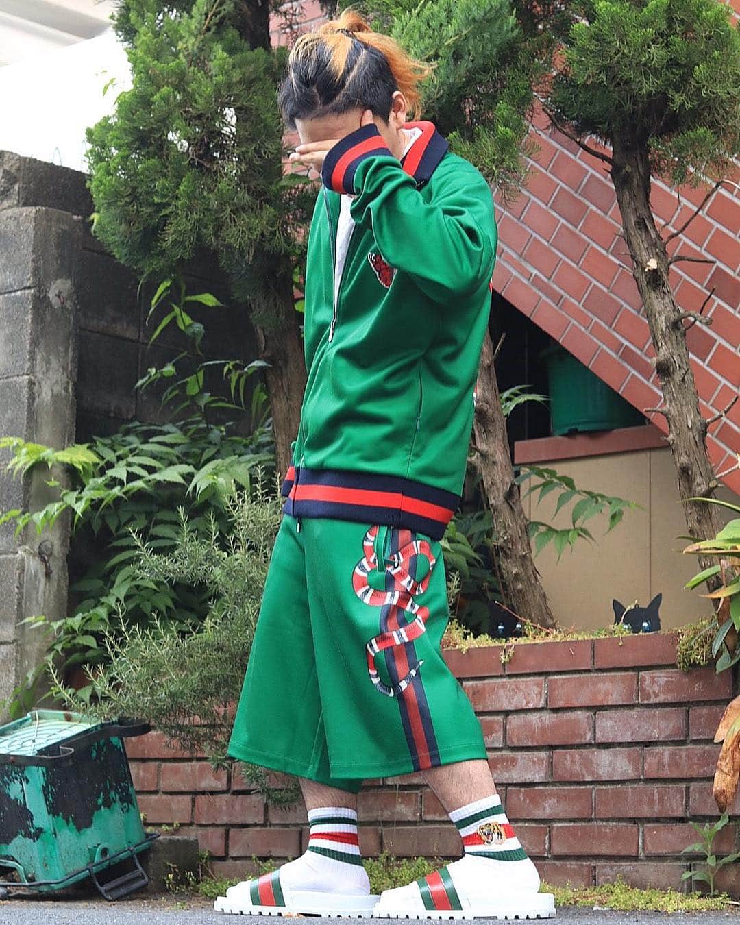 ロザッチのインスタグラム：「GUCCI!! #gucci」