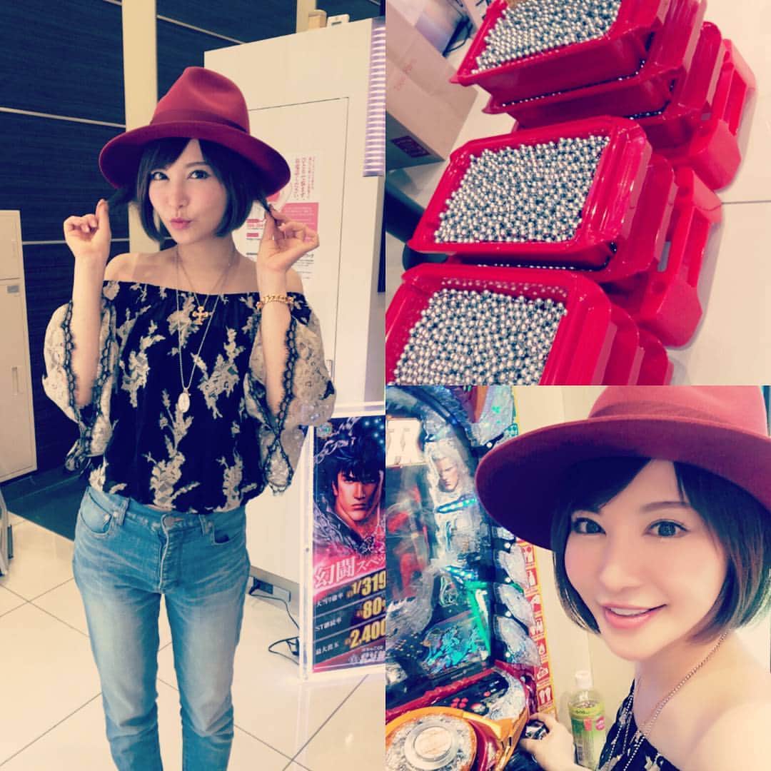里美ゆりあのインスタグラム：「来てくれたゆりあファミリーの皆さんありがとうございました🙋☆ 人生初のパチンコ勝てたので楽しかったです🎵さすがケンシロー♪ #北斗無双#パチンコ#ユーコーラッキー#勝った#嬉しい#皆#ありがとう」