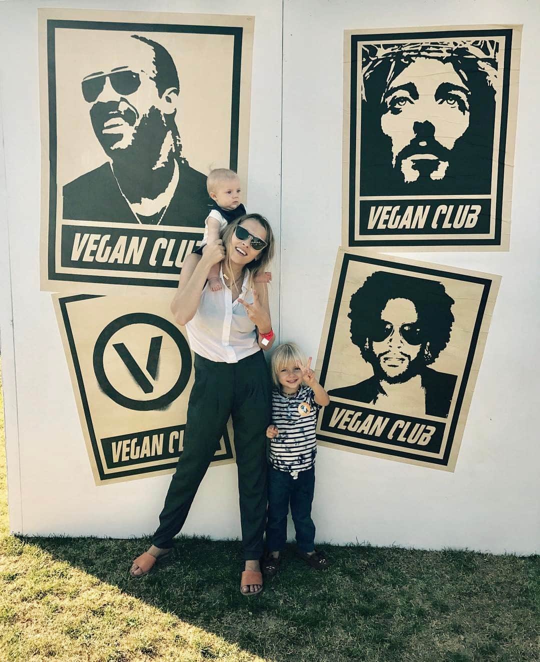 テリーサ・パーマーさんのインスタグラム写真 - (テリーサ・パーマーInstagram)「#VeganClub ✌🏼️」5月28日 10時29分 - teresapalmer