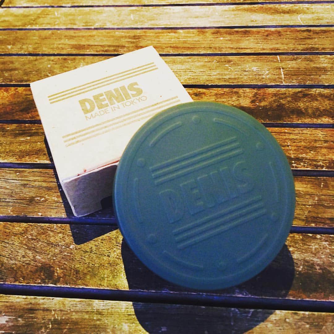 藤森太将のインスタグラム：「#DENIS #DENIS NATURAL WAX #MADE IN TOKYO #確かなセット力と持続性 #オーガニック HEPM オイル使用 #素材自体に力がある #ありがとうございます #早速使いました」