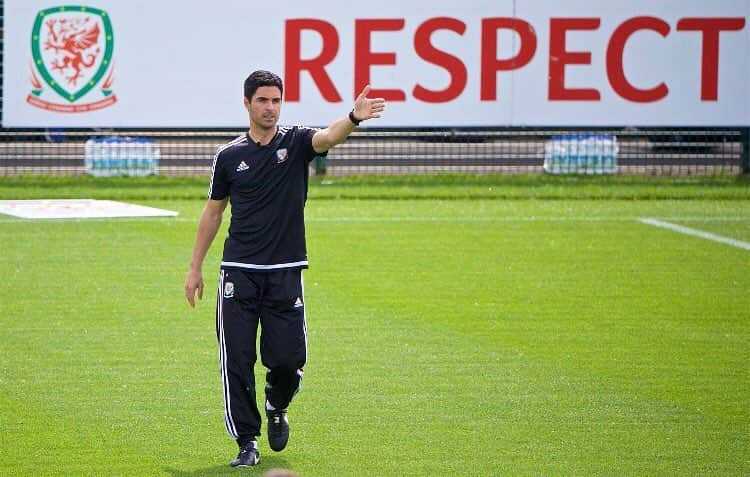 ミケル・アルテタのインスタグラム：「‪Impressive few days again at @FAWCoachEd Great setup, challenging and very high standards. Great coaching education program!#fawcoachconf ‬」