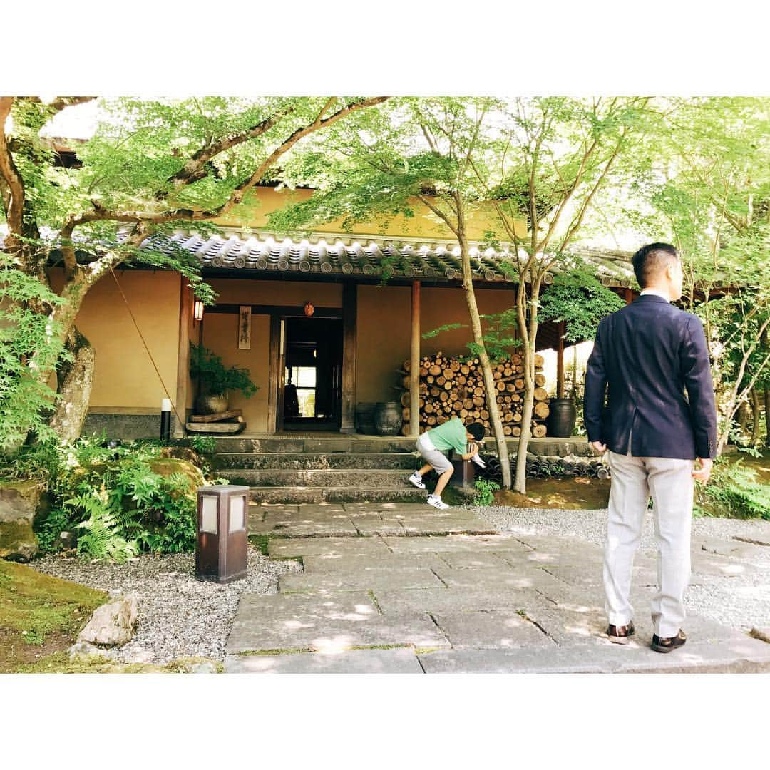 紗栄子さんのインスタグラム写真 - (紗栄子Instagram)「♡ #拭き掃除 #湯布院 #山荘無量塔 #第3の故郷 #マイメン」5月29日 11時19分 - saekoofficial