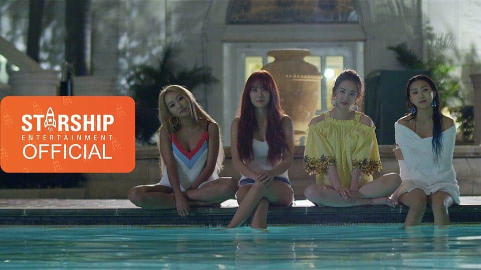 SISTERさんのインスタグラム写真 - (SISTERInstagram)「[#SISTAR] #씨스타 #LONELY #TEASER 🎬 #170531 #COMEBACK 👉🏻https://youtu.be/-9RVw6s2ihU  #효린 #보라 #소유 #다솜」5月29日 20時00分 - official_sistar