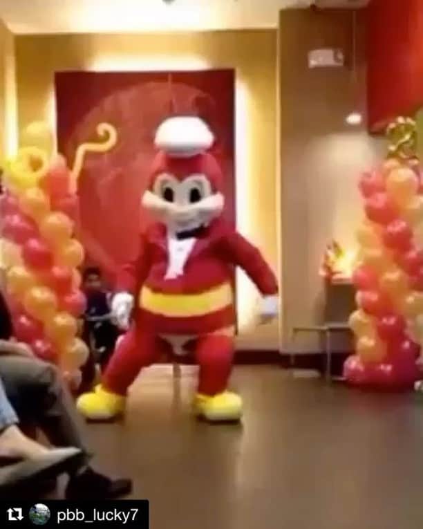 Jurina Otsukiのインスタグラム：「#Repost @pbb_lucky7 with @repostapp ・・・ めっちゃダンスうま😂❤️👏 いつか生ダンス見てみたい😂  #jollibee 🍟🐝 #Philippines 🇵🇭 #food 🍝🍗 #dance 💃🕺」