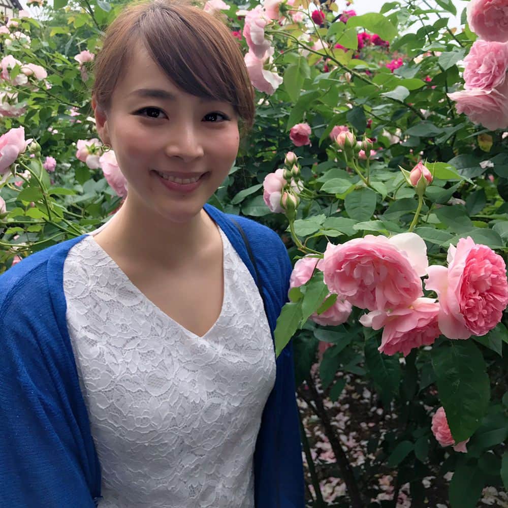 雛月乙葉さんのインスタグラム写真 - (雛月乙葉Instagram)「神戸布引ハーブ園に両親と3人で行きました✨ 人生の約半分を兵庫で過ごしているのになかなか機会が無くてやっと来れました。 歩いているだけで色んなハーブの香りがして気持ちがいい🌿😊 #神戸布引ハーブ園」5月31日 15時51分 - h.ayano.m