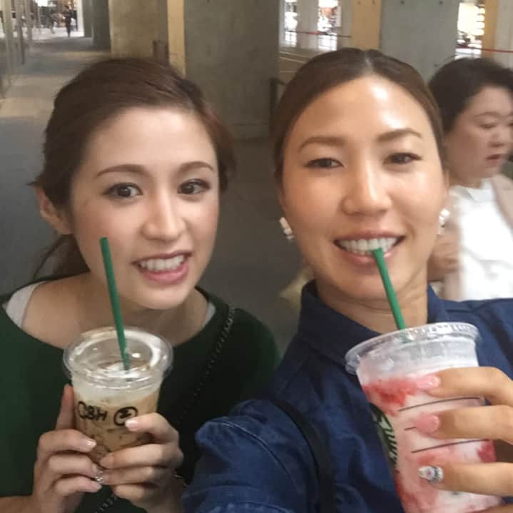 上田桃子さんのインスタグラム写真 - (上田桃子Instagram)「可愛い妹できまして〜ん🙈💕 小姑が早速買い物に連れまわす…といぅ。 オマケにご飯までご馳走になってもーた😜🎉 あぁ〜〜ビビンバやば美味しかった🍽✨」5月31日 8時39分 - momoko3030