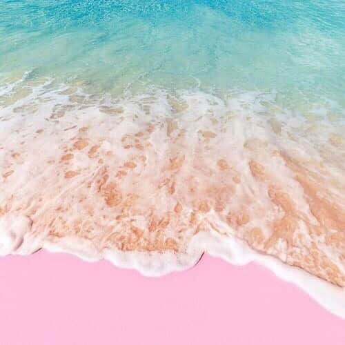 坂本マリアさんのインスタグラム写真 坂本マリアinstagram どこの国か忘れたが このピンクの海行ってみたい Gm おはよう フォトジェニック 南国 海 リゾート 海外 タビジョ ピンクの海 海外旅行 マイトリ インポート 海外ファッション 外国人