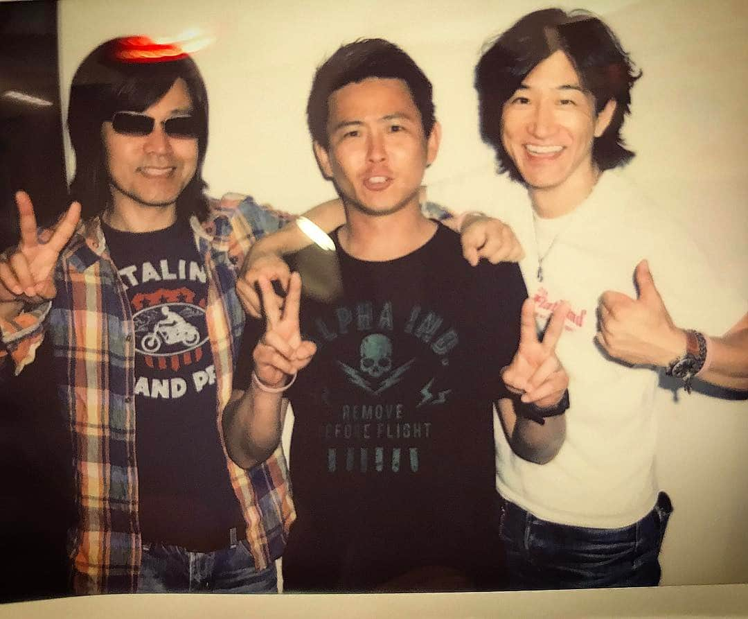 吉本大樹さんのインスタグラム写真 - (吉本大樹Instagram)「#3WayStreet 次は6/4茨城、6/6千葉でお会いしましょう👋🏻 #doa #徳永暁人 @akihito_tokunaga  #大田紳一郎 #吉本大樹 #昔の写真っぽい #今日の写真」6月1日 17時24分 - hiroyoshimoto