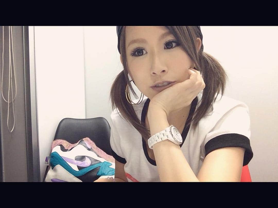 北川エリカさんのインスタグラム写真 - (北川エリカInstagram)「6月のコメント動画、北川エリカブログにアップしたから、見てね～❤  http:blog.livedoor.jpkitagawaerika_allarchives8881401.html プロフィールの北川エリカHPからもブログに飛べるからみーてね❤」6  ...