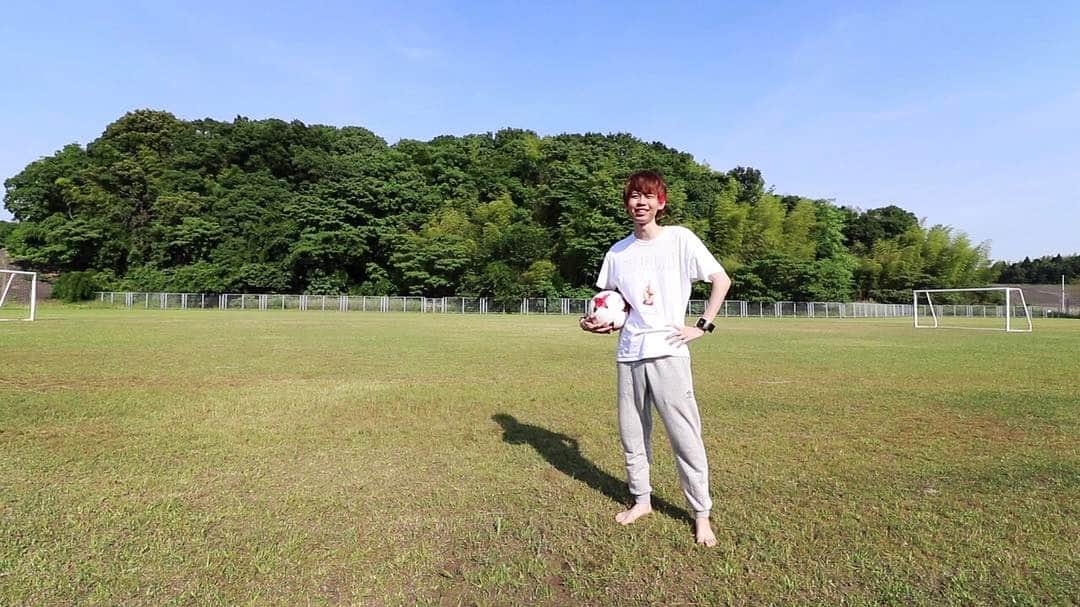 キヨさんのインスタグラム写真 - (キヨInstagram)「裸足で走り回ってサッカーやってたら最俺メンバーから普通のアホって言われました。こういう場所なんまら好き。」6月1日 23時55分 - kiyo_yuusya