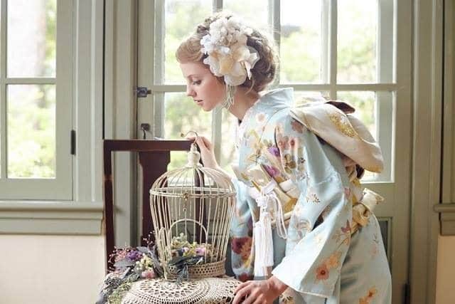 家族挙式はベストブライダルのインスタグラム：「☆家族挙式はBEST BRIDAL☆ 九州のご相談サロンのご紹介 http://kazoku-wedding.jp/salon/ 九州に4店舗のご相談サロンが皆様のご相談をお待ちしています！！ ◇ご相談サロン 博多店 092-477-8803 (九州エリア共通ダイヤル) 平日：12時～20時 土日祝：10時～20時（祝日を除く火曜、第1・3月曜、第2・4水曜定休） 住所：福岡県福岡市博多区博多駅前3-26-23 太陽生命博多ビル1F アクセス：JR「博多」駅 博多口より徒歩3分、市営地下鉄「博多」駅より徒歩5分 ◇ご相談サロン 小倉店 092-477-8803 (九州エリア共通ダイヤル) ※こちらのサロンは完全予約制です 平日：12時～20時 土日祝：10時～20時（祝日を除く火曜、第1・3月曜、第2・4水曜定休） 住所：福岡県北九州市小倉北区馬借1-2-1 ホテルクラウンパレス小倉内 アクセス：北九州モノレール「旦過」駅より徒歩5分 / JR「小倉」駅より徒歩11分、タクシーで3分 / 北九州都市高速「大手町ランプ」より車で3分 ◇ご相談サロン 佐賀店 092-477-8803 (九州エリア共通ダイヤル) ※こちらのサロンは完全予約制です 平日：12時～20時 土日祝：10時～20時（祝日を除く火曜、第1・3月曜、第2・4水曜定休） 住所：佐賀県佐賀市与賀町1-2 ホテルニューオータニ佐賀内 アクセス：JR長崎本線「佐賀」駅よりバスで8分、車で5分 / 長崎自動車道「佐賀大和IC」より車で20分 ◇ご相談サロン 熊本店 092-477-8803 (九州エリア共通ダイヤル) ※こちらのサロンは完全予約制です 平日：12時～20時 土日祝：10時～20時（祝日を除く火曜、第1・3月曜、第2・4水曜定休） 住所：熊本県熊本市中央区東阿弥陀寺町2 ANAクラウンプラザホテル熊本ニュースカイ内 アクセス：JR「熊本」駅より無料送迎シャトルで5～10分、熊本市電「祗園橋電停」より徒歩1分 ご気軽にお問合せ下さいませm(_ _)m ＜お問い合わせ＞ お電話　⇒⇒⇒　092-477-8803（九州エリア共通ダイヤル） スマートフォン　⇒⇒⇒　http://kazoku-wedding.jp/sp/ 現地見学・お見積もり相談など現地で体験してください♪ 内容は当日プランナーまで☆ ＜各種ご案内＞ ▽資料のご請求 https://reg34.smp.ne.jp/regist/is… ▽来館のご予約 https://reg34.smp.ne.jp/regist/is… ▽挙式日照会・予約 https://reg34.smp.ne.jp/regist/is… ▽相談サロンのご案内 http://kazoku-wedding.jp/salon/ ▽先輩カップルの声 http://kazoku-wedding.jp/couple/ ＜Ｑ＆Ａ＞ 費用に関して　⇒　　http://kazoku-wedding.jp/faq01/ 見学に関して　⇒　　http://kazoku-wedding.jp/faq02/ 挙式当日に関して　⇒　http://kazoku-wedding.jp/faq03/ その他　⇒　http://kazoku-wedding.jp/faq04/ わたしたちが家族と呼べる人と。 家族挙式はBEST BRIDAL #家族挙式#ベストブライダル#bestbridal#結婚式#挙式#和婚#会食#披露宴#無料試食#試食#式場#会場#会場見学#見学#相談#相談会#チャペル#chapel#ウェディング#wedding#ウェディングドレス#ドレス#dress#試着#フェア#サロン#ウエディングプランナー#わたしたちが家族と呼べる人と」