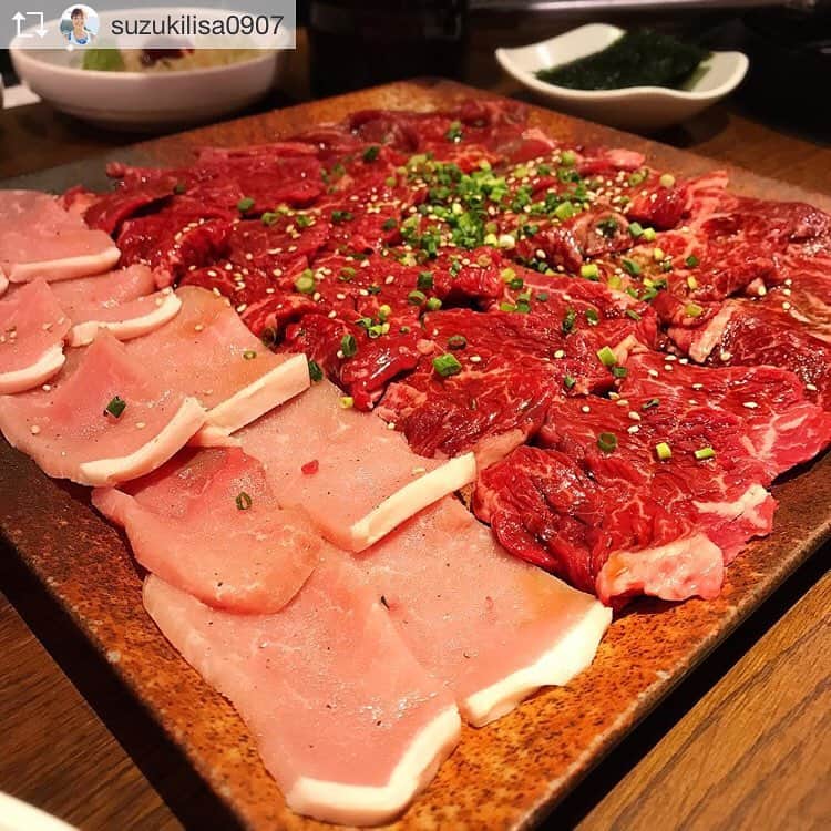 坂の途中のインスタグラム：「sakanotochu_official食べ飲み放題焼肉『坂の途中』 ～六本木交差点前、駅徒歩１分～ https://r.gnavi.co.jp/g912008/ ------------------------------------------------ 和牛にこだわったお店です！ 特定のブランドにこだわらず、お客様に『美味しい』と言って頂ける真に価値ある和 牛肉を厳選してお届けしております(*^^*) ご宴会にピッタリの食べ飲み放題は4300円！ おなかいっぱいになるまで、存分にお楽しみください☆ お肉以外にもサラダ、スープ、ビビンバなども♪大満足の120分！ ------------------------------------------------ #東京 #六本木 #焼肉 #焼き肉 #焼肉屋 #宴会 #歓送迎会 #女子会 #食べ放題 #飲み放題 #溜池山王 #麻布十番 #黒毛和牛 #ホルモン #坂の途中 #個室 #デート #おいしい #六本木ヒルズ #やきにく #ランチ #美味しい #深夜営業 #合コン #港区 #お酒 #居酒屋 #yakiniku #roppongi #tokyo」