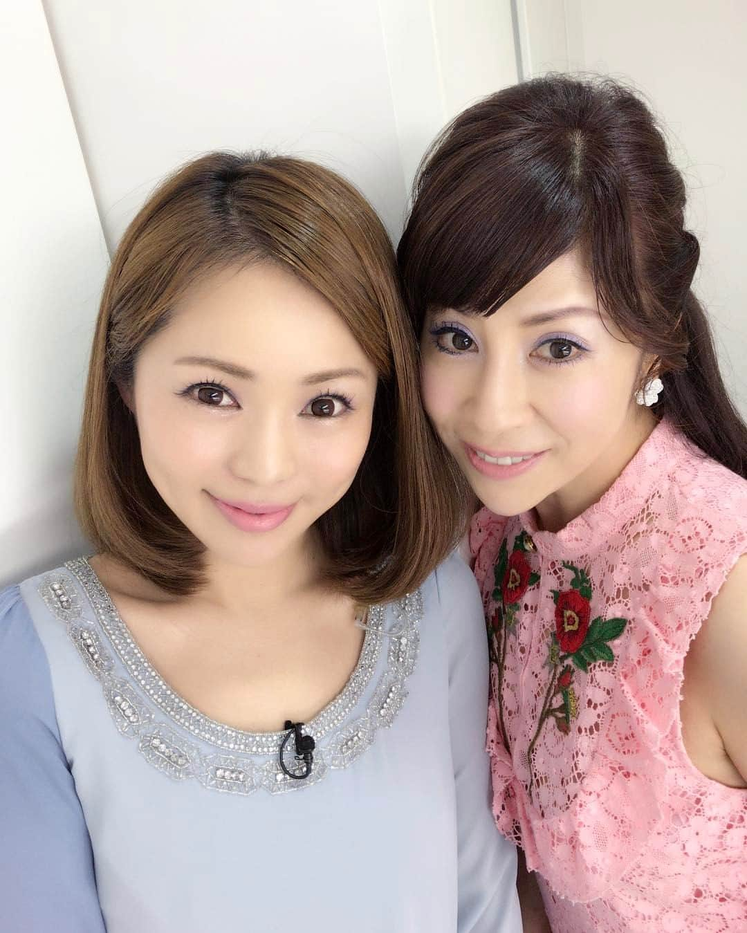 近藤英恵さんのインスタグラム写真 - (近藤英恵Instagram)「大好きな♡山口眞未子さんと♡ #SSV #神コスメ #カリスマゲスト #山口眞未子 さん #パーリーデュー #ショップチャンネル」6月6日 23時23分 - hanachan93