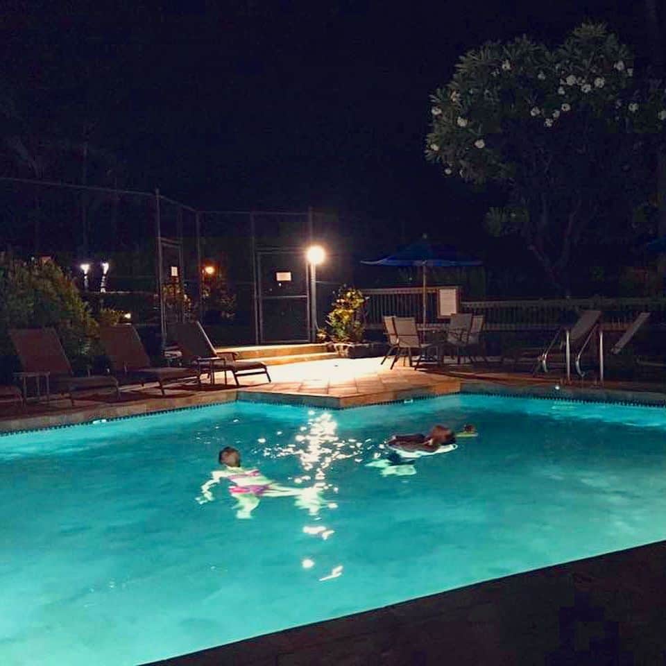 中村優さんのインスタグラム写真 - (中村優Instagram)「泊まってたコンドミニアムのプール👙 海外のプールってすごい深くて楽しい〜。 #bigisland #hawaii #pool」6月7日 22時29分 - nkmr_yu