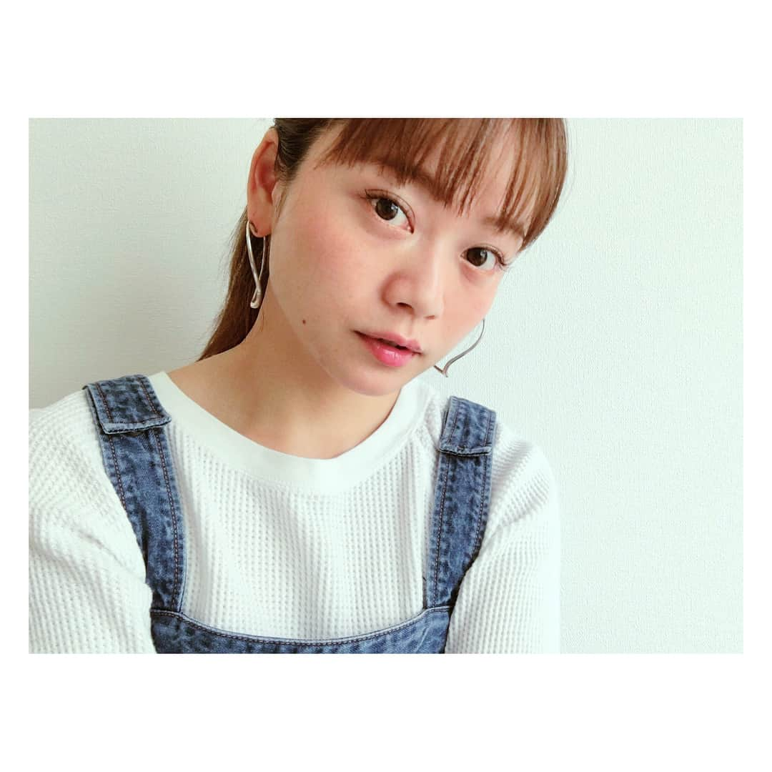 高山直子さんのインスタグラム写真 - (高山直子Instagram)「にゅ〜💛まつ毛👀💛 ダークブラウン×オレンジ 両目で140本、Cカール🐈 目尻長めにして猫目っぽくしてます🐾 夏はカラーで遊ぶのが好き。きっとずっとカラー🍊 #まつ毛エクステ#本業#マツエク#まつえく#eyelashextensions #eyelash#fraisier_eyelash#アイメイク#eyemakeup #オレンジ#オレンジメイク#猫目#キャットライン#cateye」6月8日 21時02分 - nao_70koro