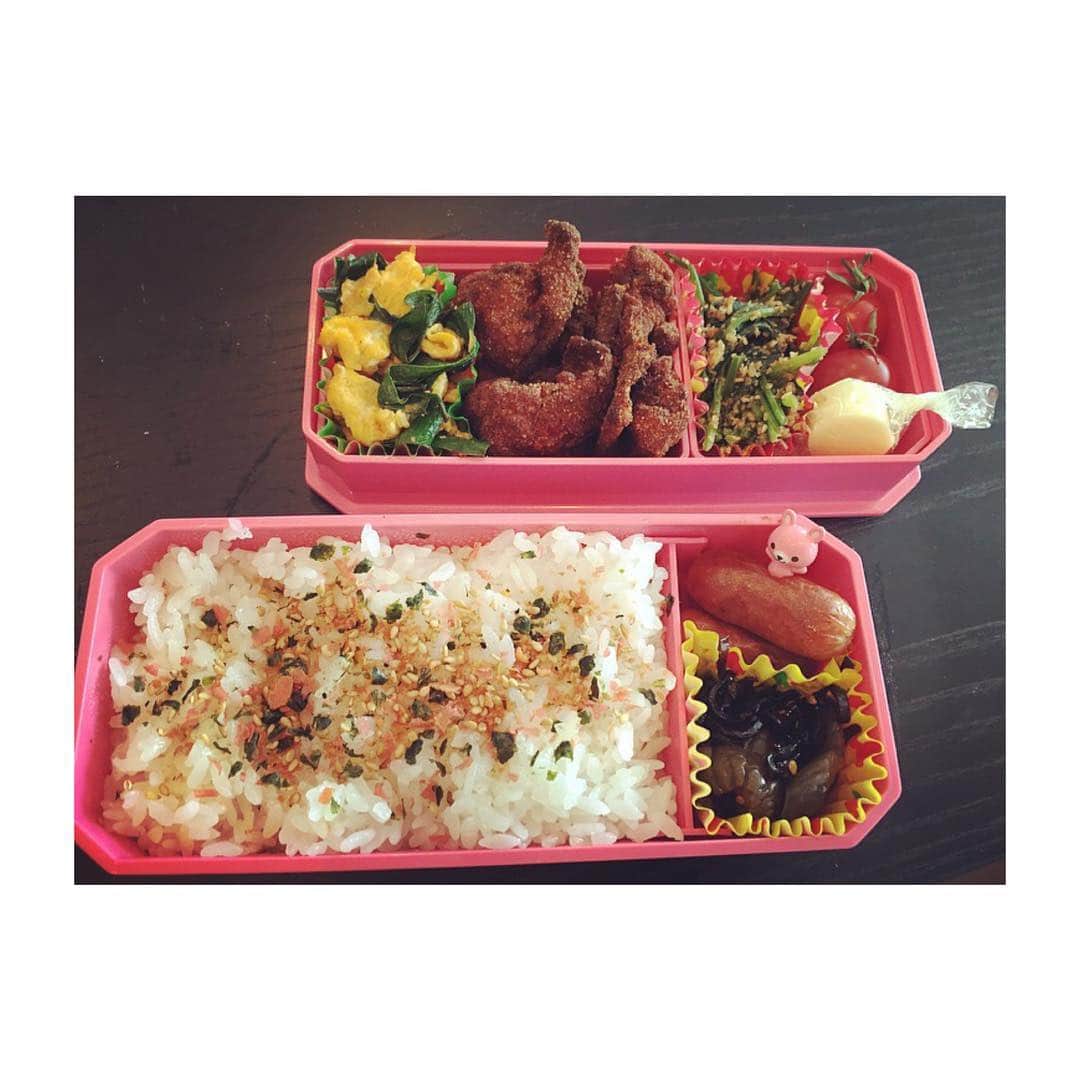 秋元玲奈さんのインスタグラム写真 - (秋元玲奈Instagram)「気付いたら、子供のお弁当みたいになっていました。笑 #毎日お弁当作り #そのうちキャラ弁にチャレンジしたい #唐揚げ #ニラ玉 #ほうれん草のごま和え」6月8日 15時41分 - rena_akimoto