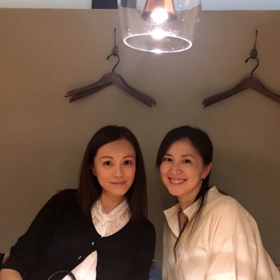 牧瀬里穂のグルメインスタ