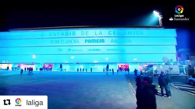 ロベルト・ソルダードのインスタグラム：「¡Orgulloso de formar parte de este club, de su afición, de una plantilla que cree que nada es imposible! #Endavant」