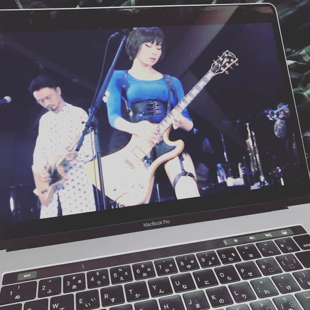 のインスタグラム：「事務所からのプレゼントで百鬼夜行。 最高です。」