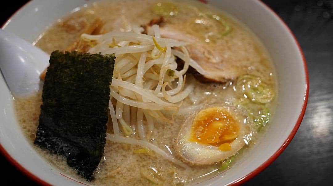 ロシアン佐藤のグルメインスタ