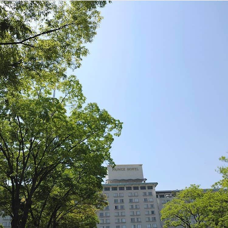 東京プリンスホテル / Tokyo Prince Hotelさんのインスタグラム写真 - (東京プリンスホテル / Tokyo Prince HotelInstagram)「今後、東京プリンスホテルの公式アカウント @tokyoprincehotel よりホテルの情報を発信していきます。ぜひ、フォローをお願いいたします。」6月13日 8時16分 - reborn_tph