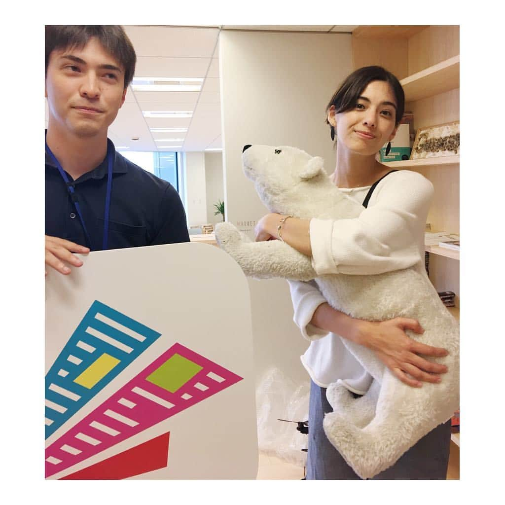 サンドバーグ直美さんのインスタグラム写真 - (サンドバーグ直美Instagram)「六本木にいたので、ゲリラに弟の仕事場を邪魔しに行きました👦💓👧 頑張っているみたいです#gunosy #shosundberg #proudsister #koushonaomi」6月13日 19時13分 - naomisundberg