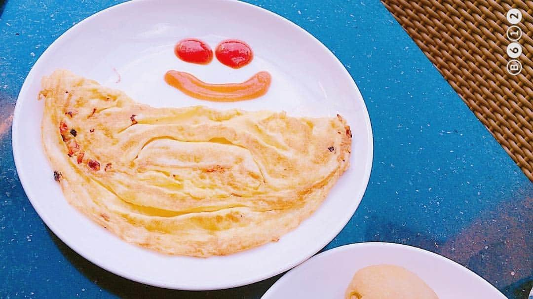 鈴原あいみのインスタグラム：「#omelette #🙂 #bali #indonesia」