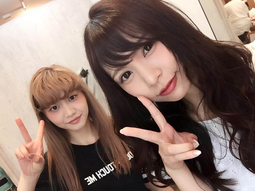 葉月佐和さんのインスタグラム写真 - (葉月佐和Instagram)「みほちゃんに髪の毛のメンテナンスしてもらったよん いつも本当にありがとう 前髪にパーマあててもらったから らくちんになった♡  #honey表参道  #写真好きな人と繋がりたい  #写真撮ってる人と繋がりたい  #被写体 #Japan  #kawaii #followme #anime #manga #hazukisawa #gadiscantik #sexy #like4like #偶像 #cantik #tflers #l4l  #さわち #アイドル #グラビア  #グラビアアイドル #さわーるど #葉月佐和 #はづきさわ #料理研究家 #ポートレート #グラビアDVD #撮影会 #世界一可愛いGカップアイドル」6月14日 14時40分 - sawachi_p