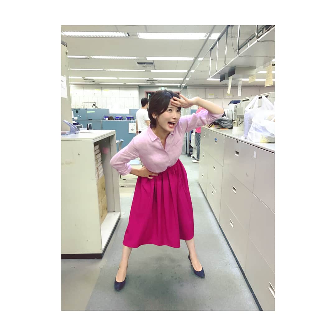 宇内梨沙さんのインスタグラム写真 - (宇内梨沙Instagram)「今日は ディズニーっぽいねと 何人もの方に言われたので… ディズニーっぽく撮りました。 なかなか難しい…研究します。 ３枚目が「ぽく」なりました。笑  衣装は#untitled でした✨  supported by staff」6月15日 0時49分 - risaunai