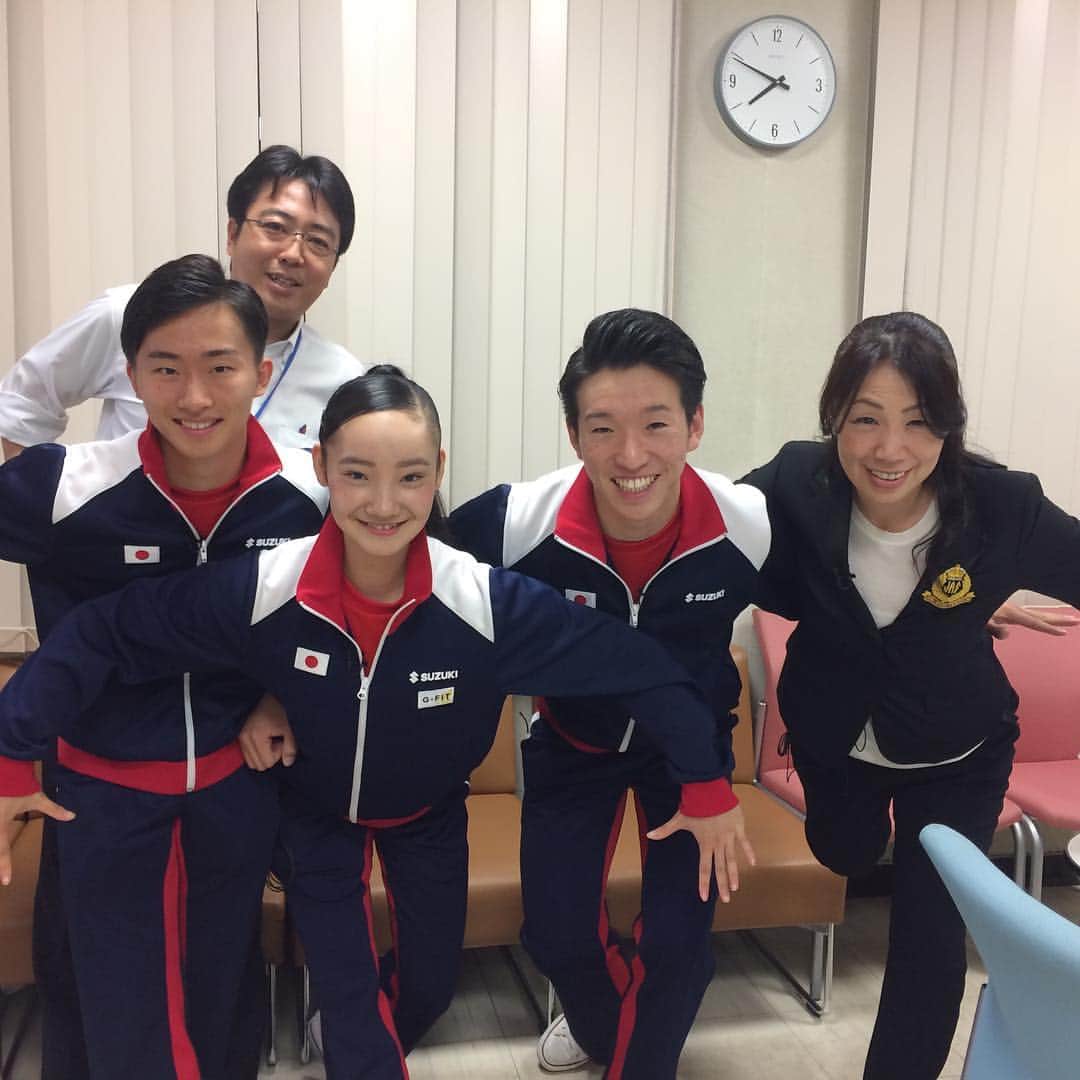 梨子田友和のインスタグラム：「#太田市 #SKJ #エアロビック #群馬テレビ SKJのみんなが遊びに来てくれました。アバターのポーズで一枚。7月のワールドゲームズでも金メダルを！」