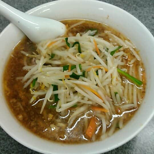 旅とラーメンのインスタグラム：「喜楽　@渋谷 もやし麺750円＋炒飯大盛 #喜楽#渋谷#ラーメン#ラーメン倶楽部#ラーメンインスタグラマー#もやし麺#炒飯」