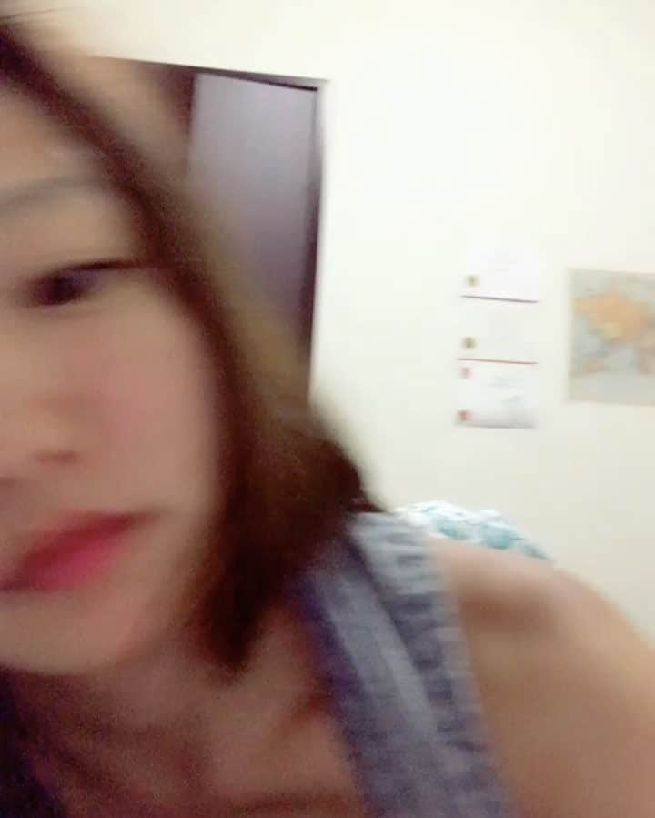 CRAZY COCOのインスタグラム：「I NEED TO SLEEP I NEED TO SLEEP I NEED TO SLEEP I NEED TO SLEEP I NEED TO SLEEP I NEED TO SLEEP I NEED TO SLEEP I NEED TO SLEEP I NEED TO SLEEP I NEED TO SLEEP I NEED TO SLEEP I NEED TO SLEEP I NEED TO SLEEP I NEED TO SLEEP I NEED TO SLEEP I NEED TO SLEEP  寝れへん寝れへん寝れへん寝れへん寝れへん寝れへん寝れへん寝れへん寝れへん寝れへん寝れへん寝れへん寝れへん寝れへん寝れへん寝れへん寝れへん寝れへん寝れへん寝れへん寝れへん寝れへん寝れへん寝れへん寝れへん  #dubai#mydubai#worldtraveler#flight#khaos#awake#cabincrew#insomnia#hot#humid#summer#beach#tbt#instatravel#japan#japanesegirl#japaneseugly#寝苦しい#暑い#湿気殺す#ビーチ#サマー#ゴープロのある生活#ブス#めっちゃブスやん#スノーてたいがい可愛くなるんちゃうんか#足の裏みたいな顔してるやん#ペルドンのりこ」