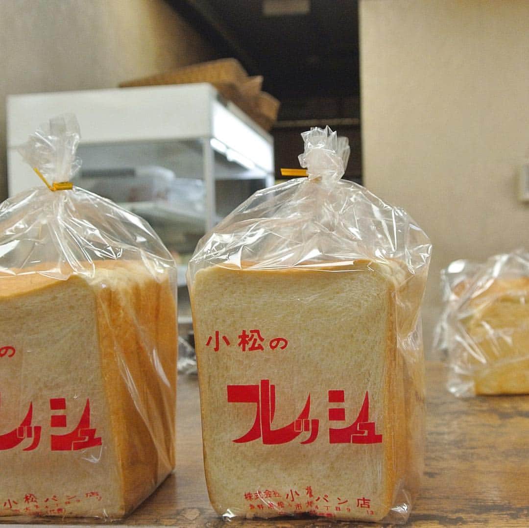 池田泉さんのインスタグラム写真 - (池田泉Instagram)「牛乳パン完売のため、 小松のフレッシュ 上食パン🍞😋#Hello_Alps」6月15日 18時46分 - xxizumi123xx