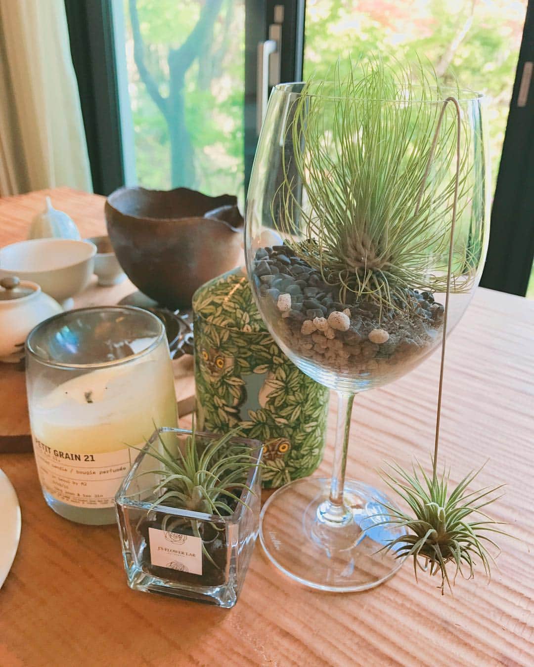 パク・スジンのインスタグラム：「와인잔에 쏙♡  #좋은하루보내세여」