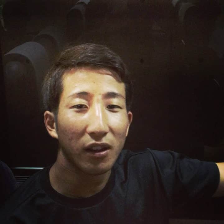 伊佐耕平のインスタグラム：「みんな大好き小手川〜小手川〜小手川〜 満員電車で小手川〜小手川〜小手川〜」