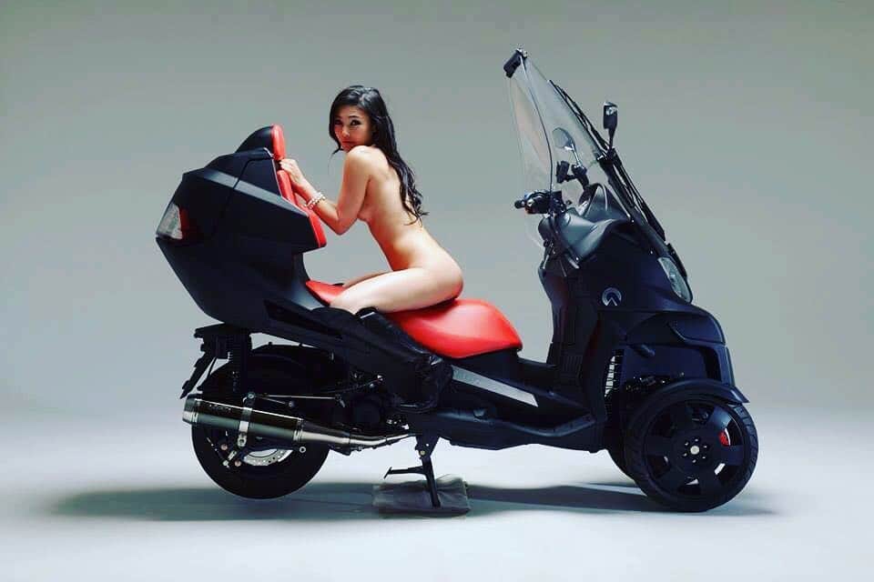 福山理子さんのインスタグラム写真 - (福山理子Instagram)「懐かしい #adiva #バイクと女」6月18日 0時18分 - rikofukuyama