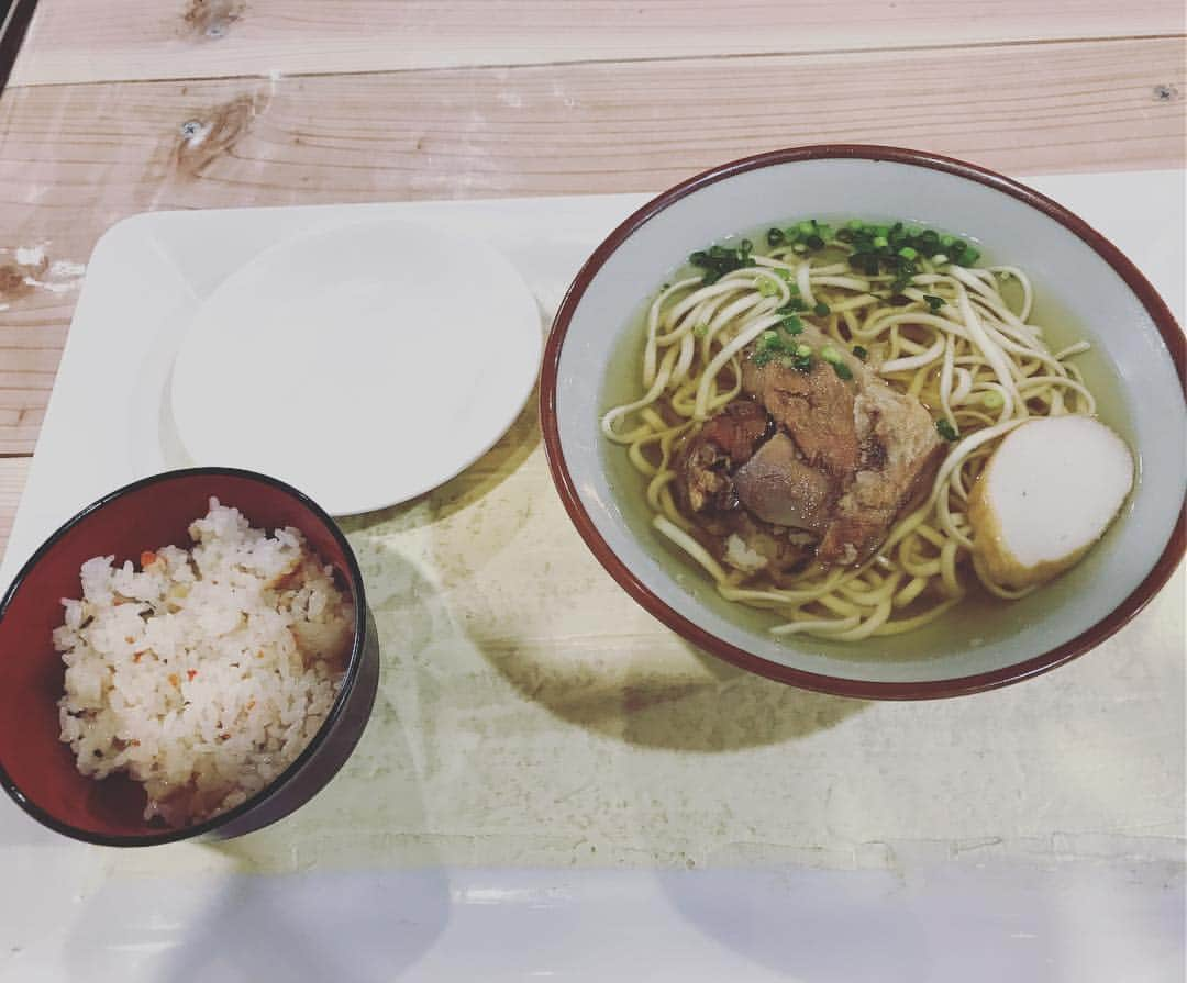 芹澤優真さんのインスタグラム写真 - (芹澤優真Instagram)「来ちゃうよねー、やっぱ美味い。何気に久々！ #けんぱーのすばやー」6月19日 15時32分 - serizawa_specialothers