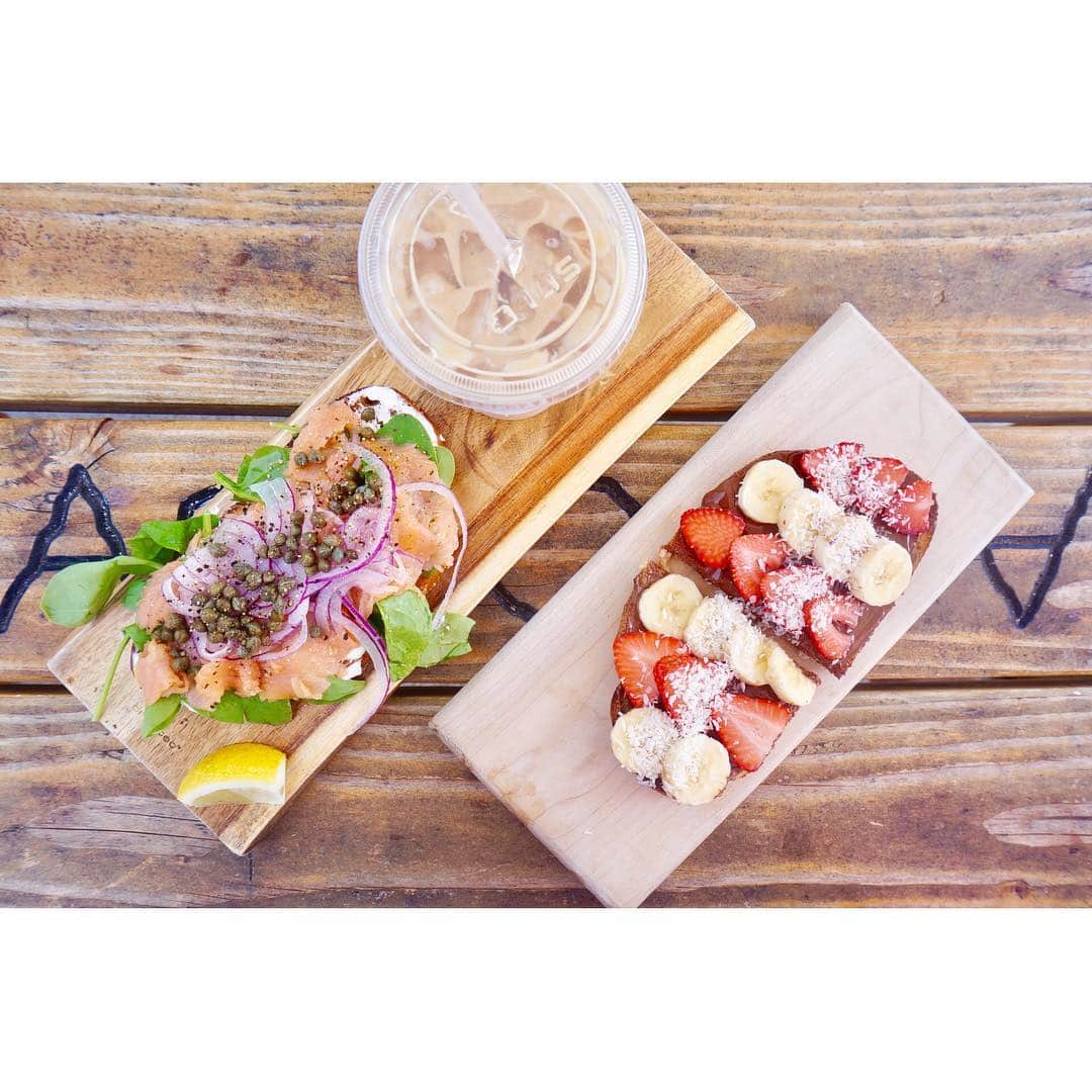佐倉知里のインスタグラム：「🍴🍓🍴 . . #ARVO #ARVOcafe #opensand #kakaako  #hawaiilunch #nutella #smokesalmon . . . #cute」