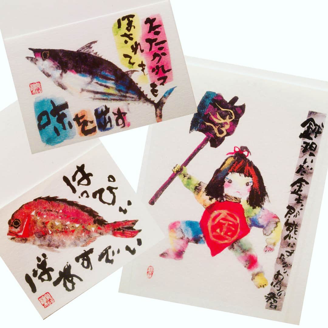 真飛聖さんのインスタグラム写真 - (真飛聖Instagram)「片岡鶴太郎展 還暦紅 〜鶴が上野に還ってきた〜  に久美子さん(#岡江久美子 さん)と行ってきました！！！ 繊細であったり、大胆であったり、 美しくあったり、可愛らしくあったり、、、 素晴らしかったです☆☆☆ いい1日でした☺︎ 鶴太郎さんの描かれたパンダと共に、、、 絵ハガキも買っちゃいました。  #片岡鶴太郎展還暦紅 #上野の森美術館 #7月2日まで #ドラマ終着駅シリーズ30」6月20日 22時01分 - sei_matobu