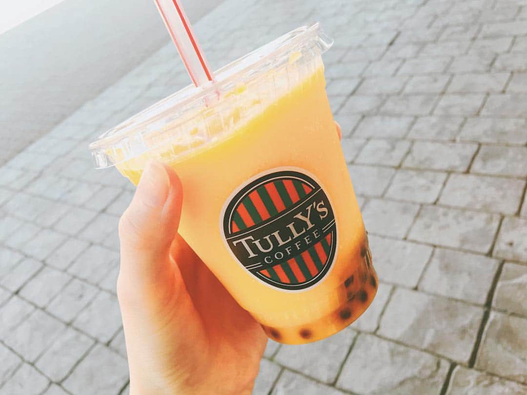 生見愛瑠さんのインスタグラム写真 - (生見愛瑠Instagram)「☺︎★Yummy!!!☺︎★ #tullyscoffee  #タピオカ  #delicious  #❤️💛💚💙💜」6月20日 21時19分 - meru_nukumi