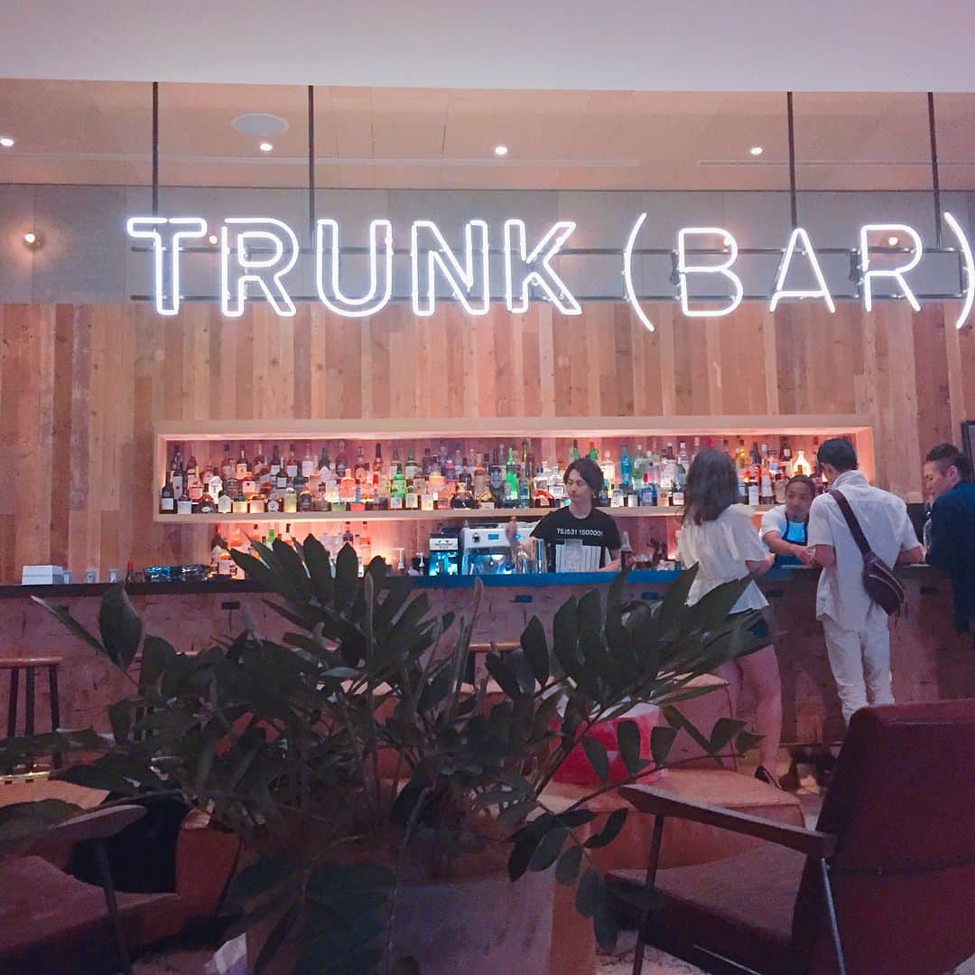 広瀬未花さんのインスタグラム写真 - (広瀬未花Instagram)「NEXT. @trunkhotel  #trunk #bar #work #waiting」6月20日 18時38分 - micahirose