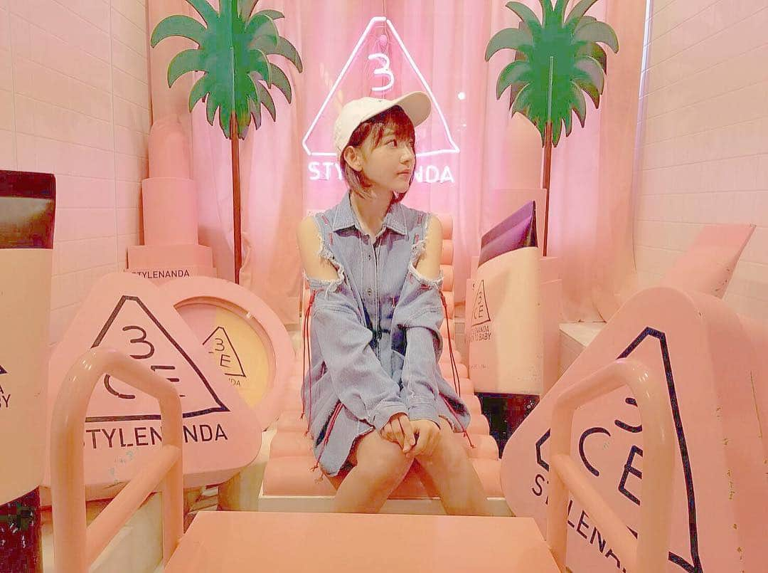 宮脇咲良さんのインスタグラム写真 - (宮脇咲良Instagram)「#stylenanda #tokyo #harajuku #3ce #💄 やっと！原宿店に行けました❤️可愛いリップを買い過ぎた〜〜😍いつか紹介するね😊❤️」6月22日 19時56分 - 39saku_chan