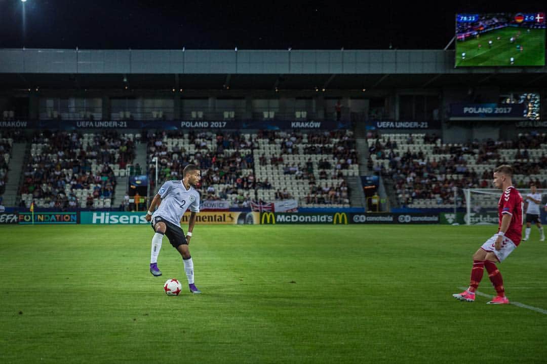 ジェレミー・トルジャンのインスタグラム：「Great Win✅ #GERDEN#U21EURO」