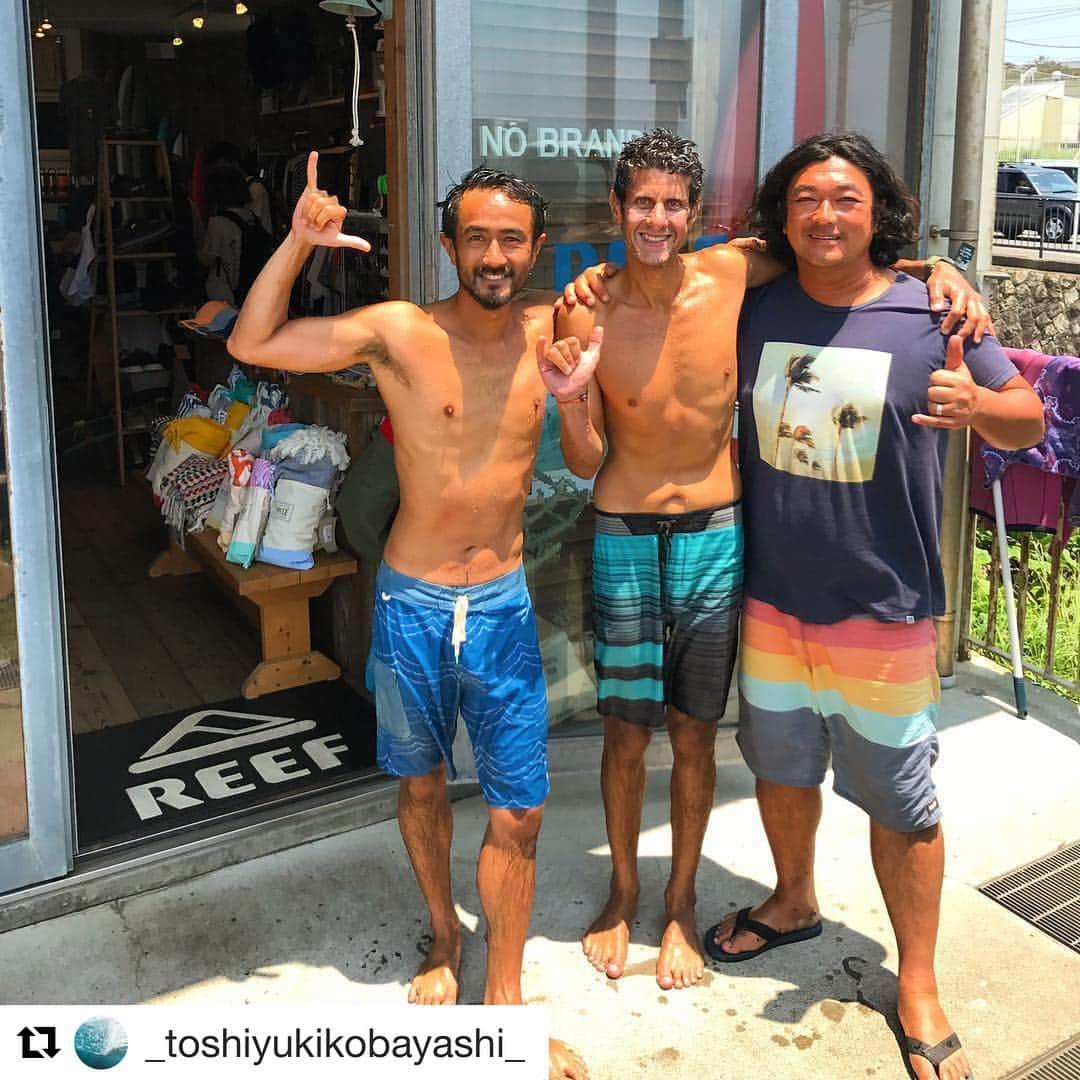 NO BRANDさんのインスタグラム写真 - (NO BRANDInstagram)「Shichirigahama cruz. Mahalo‼︎ #Repost @_toshiyukikobayashi_ ・・・ Kamakura of summer days. Welcome to @nobrand_kamakura  @bluehorizon_kamakura  Thank you for coming @miked  @beastieboys__  #beastieboys #miked  #welcome #nobrandkamakura #bluehorizonkamakura  #japan #kamakura #shichirigahama #shonan #oceanside #beachfront #paradise #surf #surfing #goodtime  #life #style #surfer #lifeisgood #aftersurf #smile #happy #moment #justpassingthrough  #thanks #mahalo #mahaloha Mahalo so much to @ryunakamura Photo by @wataru_tobita7」6月23日 17時19分 - nobrand_kamakura