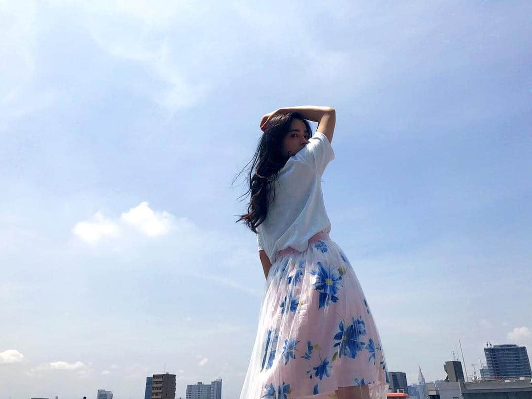 矢作穂香さんのインスタグラム写真 - (矢作穂香Instagram)「My favorite skirt 🎀 #またあのお方がカメラマン #さあ誰でしょうか」6月24日 18時20分 - honoka_yahagi