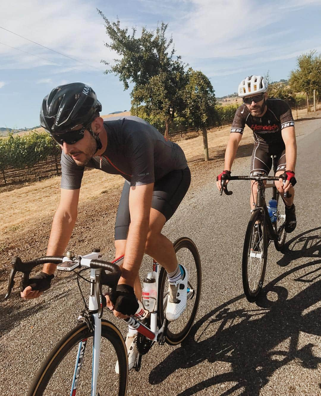 ケビン・シストロムのインスタグラム：「While @jimmiejohnson spends most of his time on four wheels as a NASCAR driver, between races he's often on two as an avid cyclist. Today he finished his qualifying lap and we met up for a ride. Cycling is such a great way to meet new people and make new friends. Thanks for coming out Jimmie!」