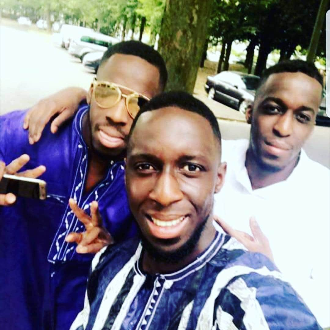 アリ・シソコのインスタグラム：「Good familly time 😎😎😎😃😃 @blois @cissokhoissa @teamcissokho @dembacissokho #familly」